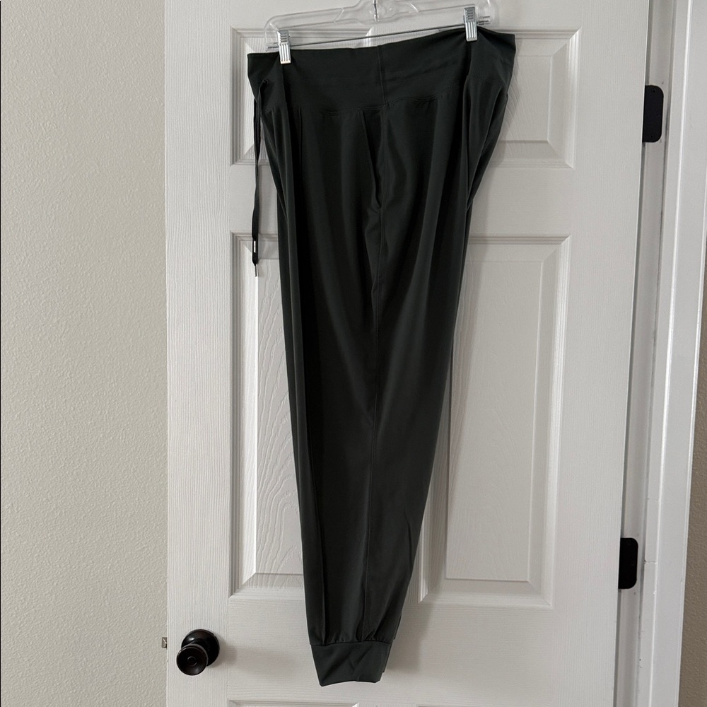 Old Navy Women's Dark Green Joggers